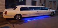 lincoln-limousine-voor-huis
